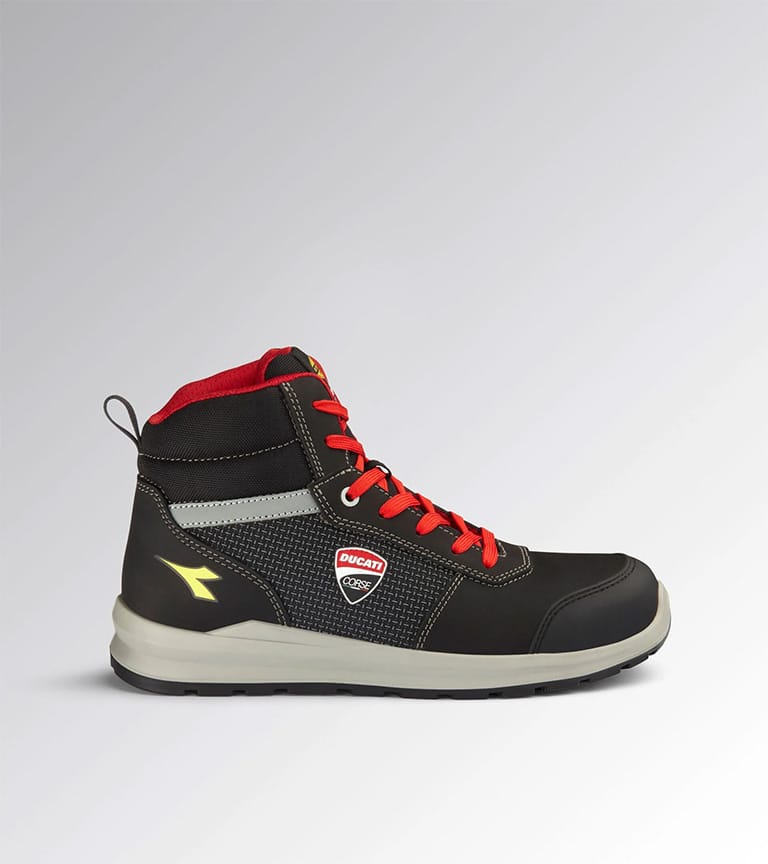 Chaussures de sécurité montantes SPEEDY RACE S3S Diadora x Ducati Corse vue du cote droit