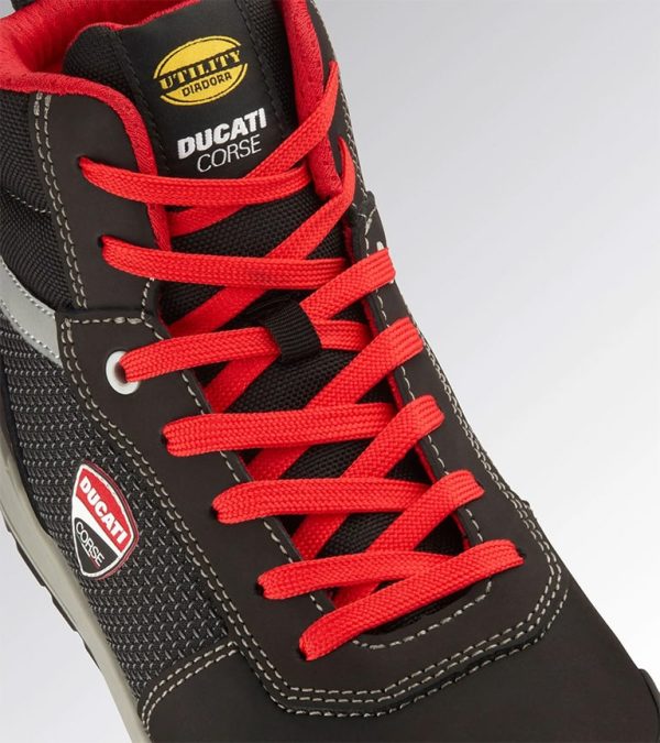 Chaussures de sécurité montantes SPEEDY RACE S3S Diadora x Ducati Corse vue zoomee du dessus